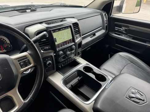 Used 2018 RAM 2500 Laramie w/ Sport Appearance Group AWD/4WD image 33