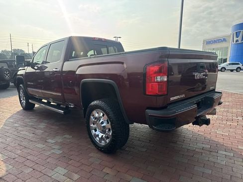 Used 2016 GMC Sierra 2500 Denali w/ Duramax Plus Package AWD/4WD image 34
