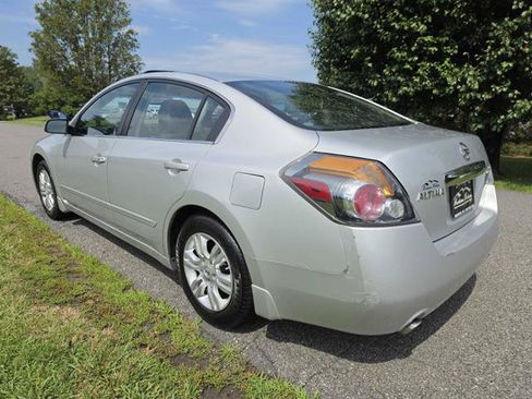 Used 2012 Nissan Altima 2.5 SL w/ 2.5SL Pkg FWD image 8