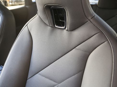 Used 2025 BMW iX xDrive50 image 21