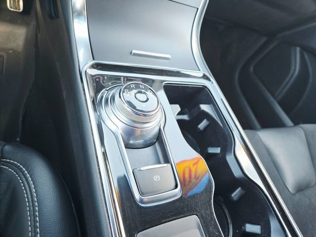 Used 2019 Ford Edge ST w/ Cold Weather Package AWD/4WD image 29