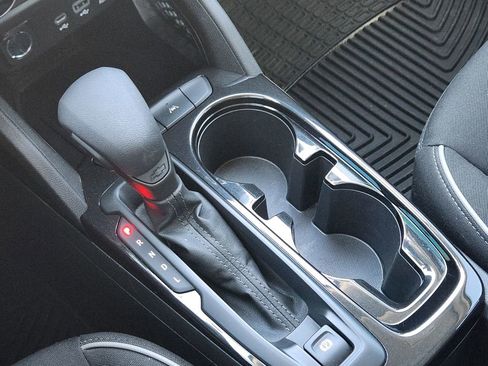 Used 2023 Chevrolet TrailBlazer LS image 28