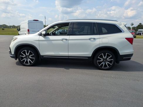 Used 2019 Honda Pilot Touring image 7