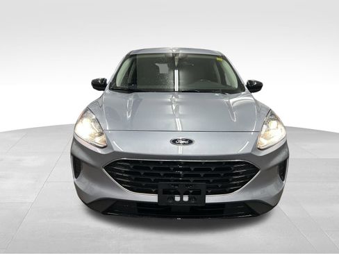 Used 2022 Ford Escape SE w/ SE Sport Appearance Package image 9