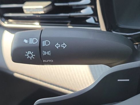 New 2026 Toyota Camry SE w/ Convenience Package FWD image 12