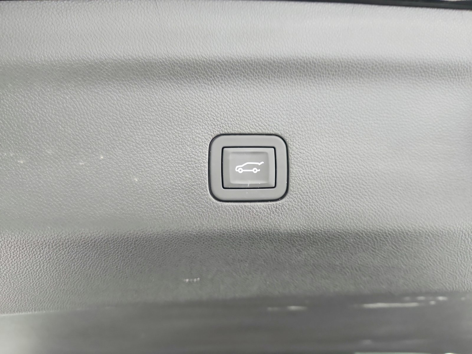 Used 2026 GMC Yukon Elevation w/ Elevation Premium Package AWD/4WD image 48
