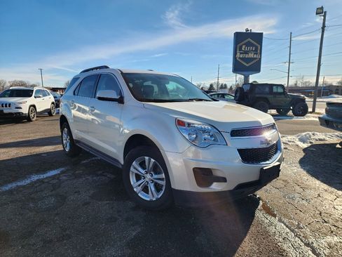 Used 2015 Chevrolet Equinox LT w/ Driver Convenience Package image 1