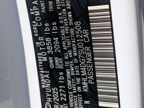 New 2025 Hyundai Elantra Sport image 14