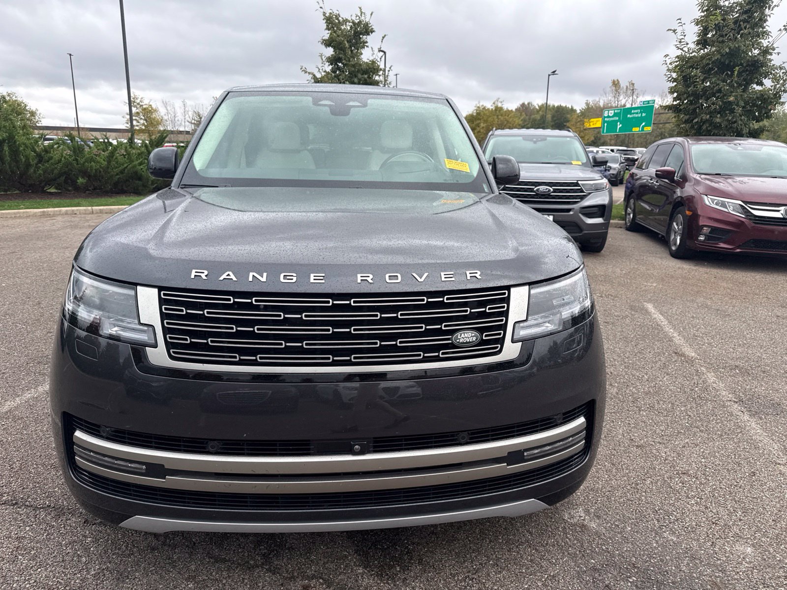 Used 2024 Land Rover Range Rover Long Wheelbase SE AWD/4WD image 2