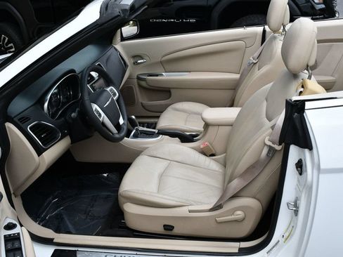 Used 2012 Chrysler 200 Limited FWD image 57