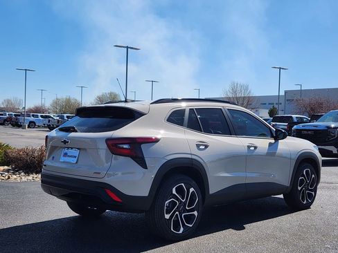 New 2026 Chevrolet Trax RS w/ Driver Confidence Package image 3