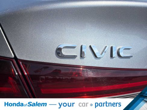 Used 2025 Honda Civic Sport image 7