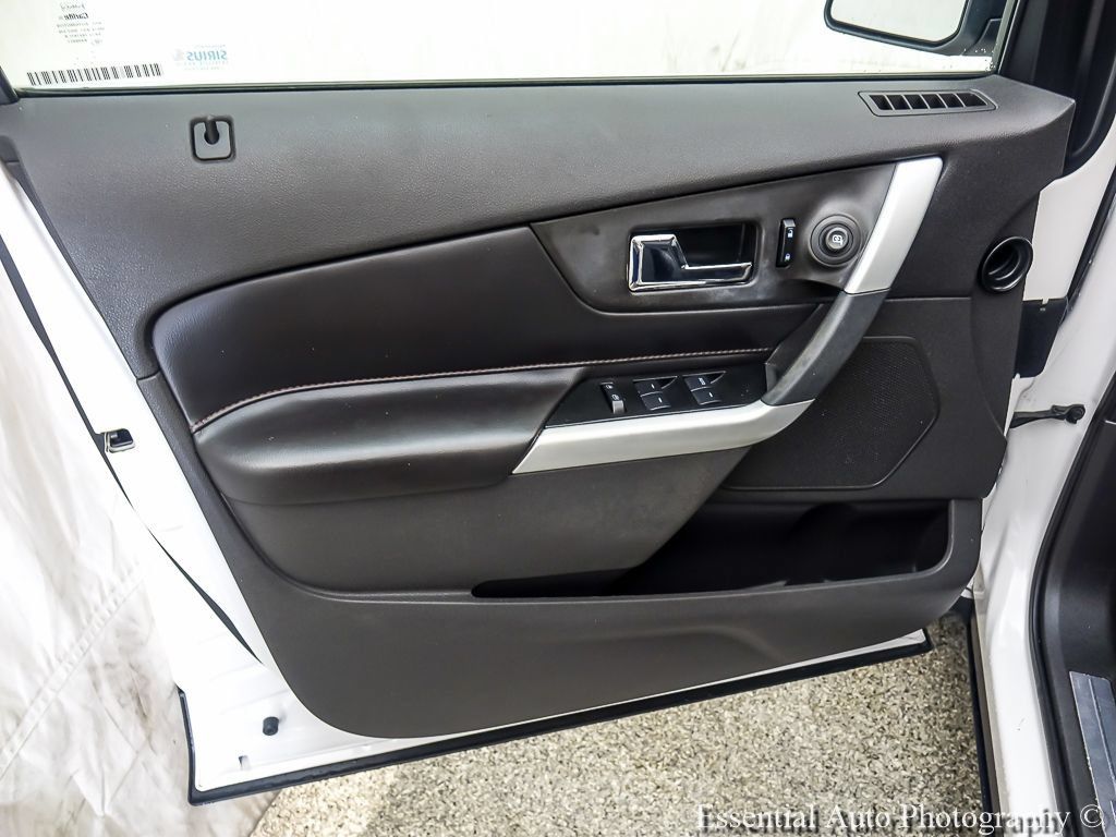 Used 2013 Ford Edge Limited AWD/4WD image 22