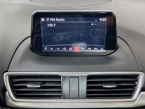 Used 2017 MAZDA MAZDA3 Touring FWD image 19