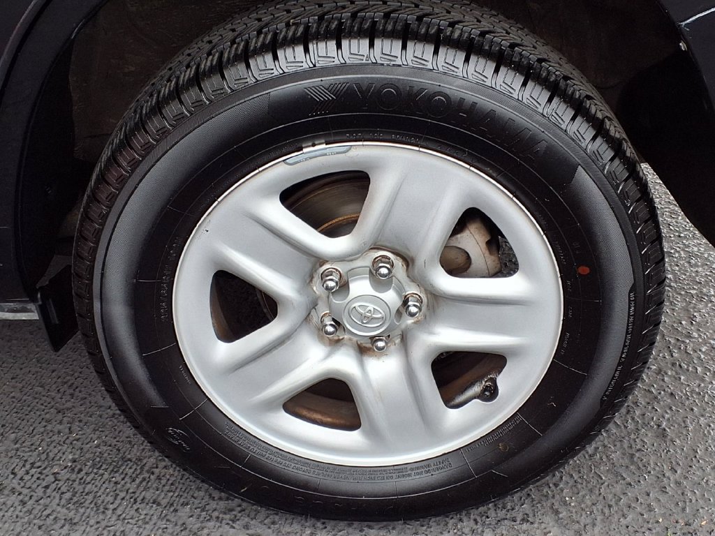 Used 2011 Toyota RAV4 2WD w/ Base L4 Extra Value Pkg image 8