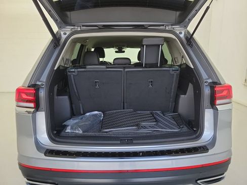 Used 2026 Volkswagen Atlas SE FWD image 10