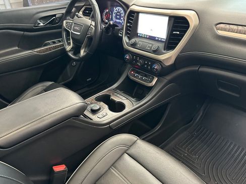 Used 2022 GMC Acadia Denali w/ Black Diamond Edition AWD/4WD image 19