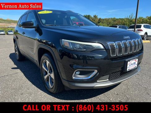 Used 2019 Jeep Cherokee Limited image 3