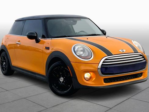 Used 2015 MINI Cooper 2-Door Hardtop image 3
