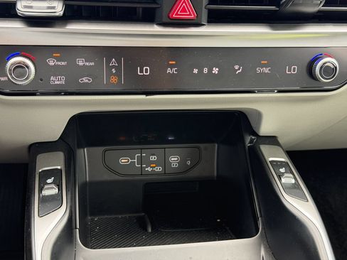 Used 2026 Kia Sorento S FWD image 27