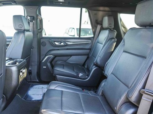 Used 2023 GMC Yukon Denali AWD/4WD image 19