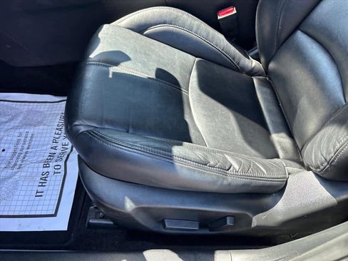 Used 2017 MAZDA MAZDA3 Touring FWD image 23