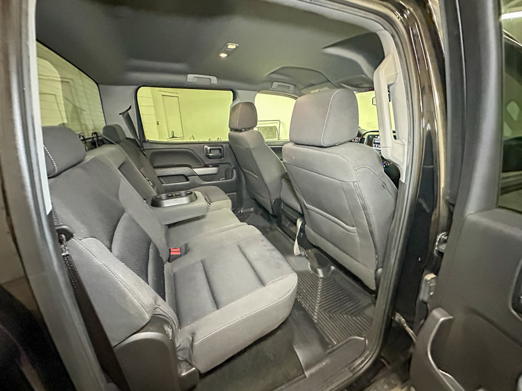 Used 2018 Chevrolet Silverado 1500 LT w/ LPO, Black Pack AWD/4WD image 25