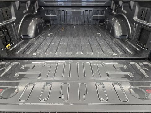 New 2025 Ford F150 Lightning Flash AWD/4WD image 43