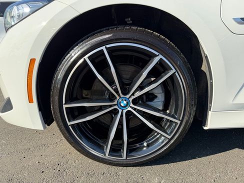 Used 2023 BMW 330e w/ M Sport Package RWD image 8