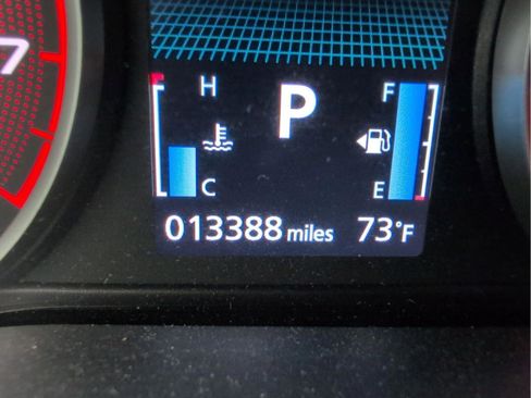 Used 2024 Mitsubishi Eclipse Cross ES image 14