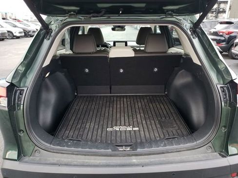 Used 2023 Toyota Corolla Cross XLE w/ Convenience Package AWD/4WD image 22