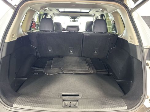 Used 2023 Nissan Rogue SL w/ SL Premium Package image 39