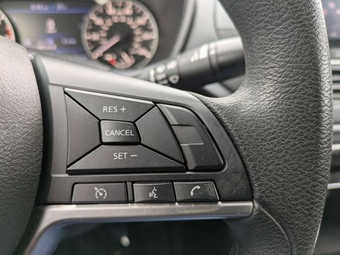 Certified 2022 Nissan Altima 2.5 SV image 17