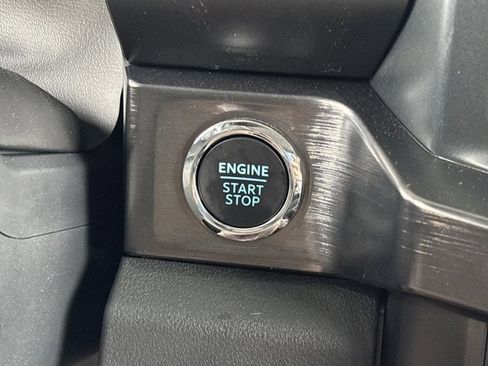 Used 2026 Ford F250 Lariat w/ FX4 Off-Road Package image 34