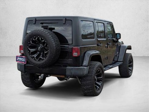 Used 2018 Jeep Wrangler Unlimited Sahara w/ Max Tow Package image 5