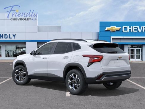 New 2026 Chevrolet Trax LT FWD image 3