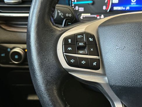 Used 2021 Ford Explorer Limited w/ Equipment Group 301A image 28