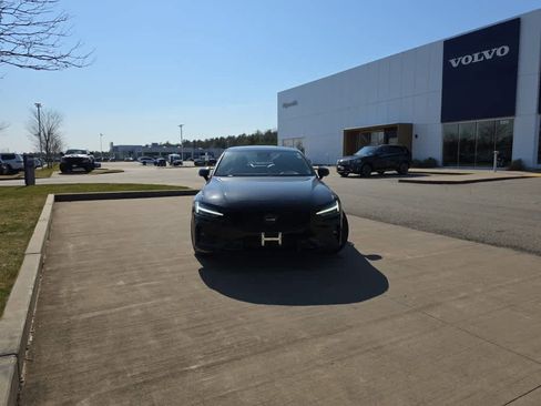Used 2024 Volvo S60 B5 Plus w/ Protection Package Premier AWD/4WD image 3