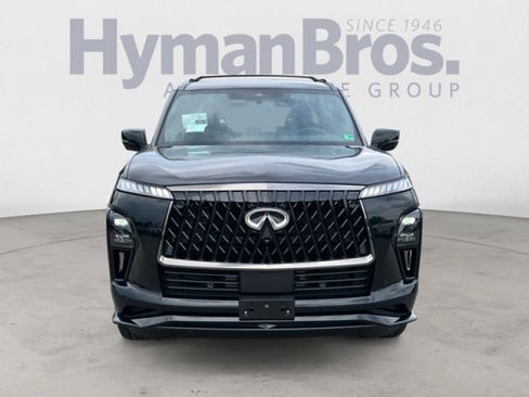 New 2026 INFINITI QX80 4WD w/ Sport Exterior Package image 8