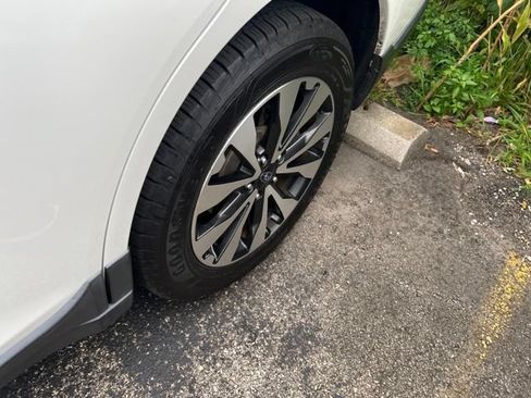 Used 2016 Subaru Outback 3.6R Limited AWD/4WD image 7