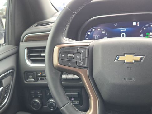 Used 2023 Chevrolet Tahoe High Country AWD/4WD image 19