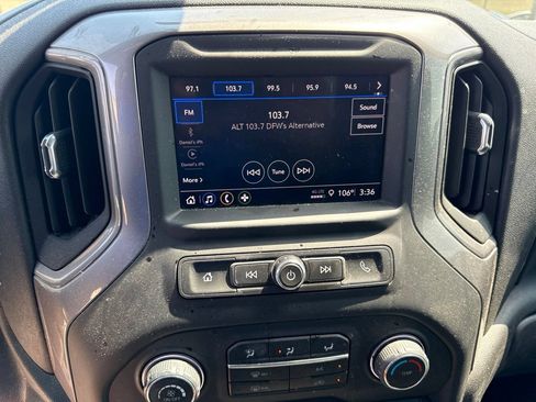 Used 2022 Chevrolet Silverado 1500 Custom RWD image 21