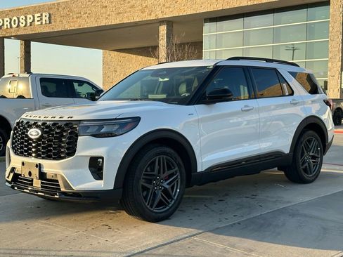 New 2026 Ford Explorer ST-Line w/ ST-Line Street Pack image 34