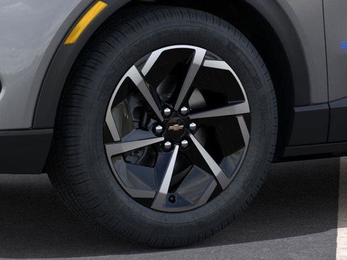 New 2026 Chevrolet Equinox EV LT image 27