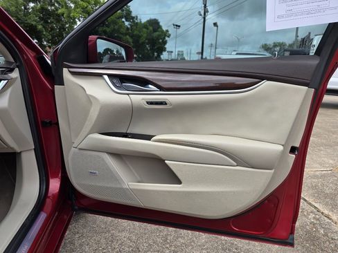 Used 2015 Cadillac XTS Luxury w/ Driver Awareness Package image 48