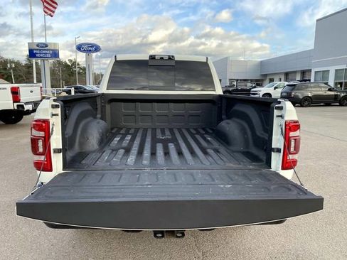 Used 2022 RAM 3500 Limited w/ Towing Technology Group image 7