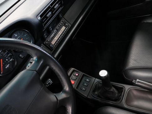 Used 1997 Porsche 911 Carrera 4S image 20