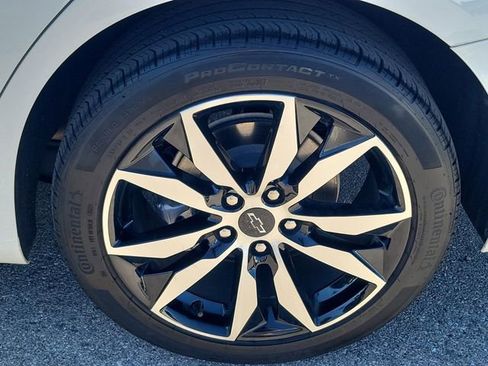 Certified 2024 Chevrolet Malibu RS image 8