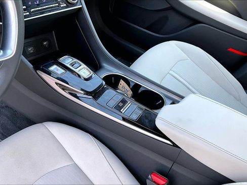 Certified 2023 Hyundai Sonata SEL FWD image 10