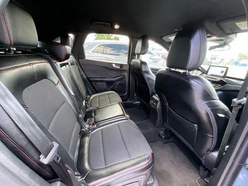 Used 2025 Ford Escape ST-Line image 14